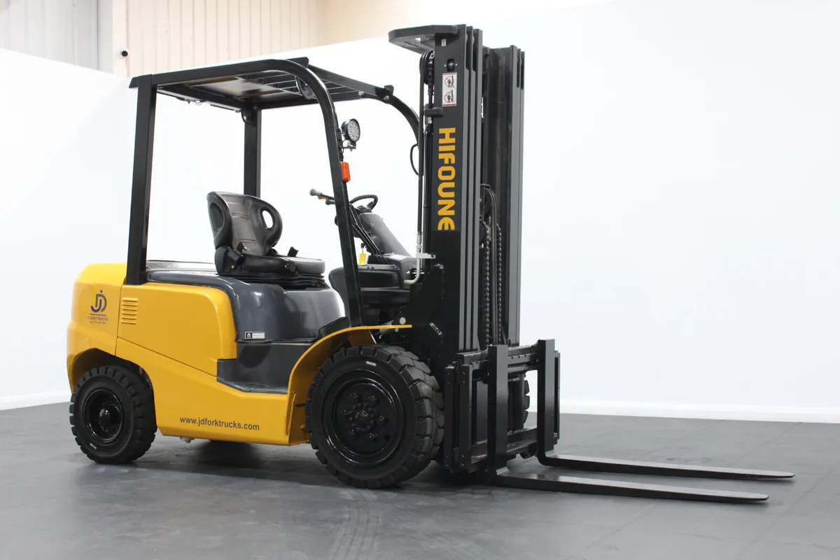 HIFOUNE FD30T 3 Ton Counterbalance Forklift - Image 4