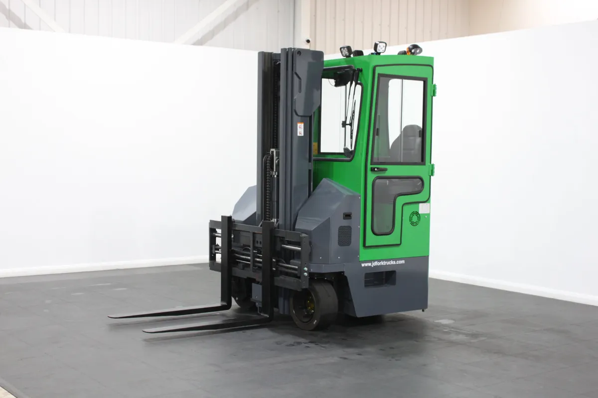 MiMA MQK30– 3Ton Multidirectional CB Forklift - Image 1