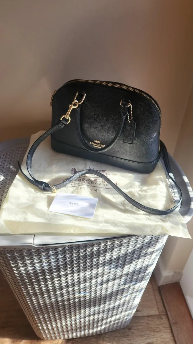 COACH bag ( authentic) - Image 1