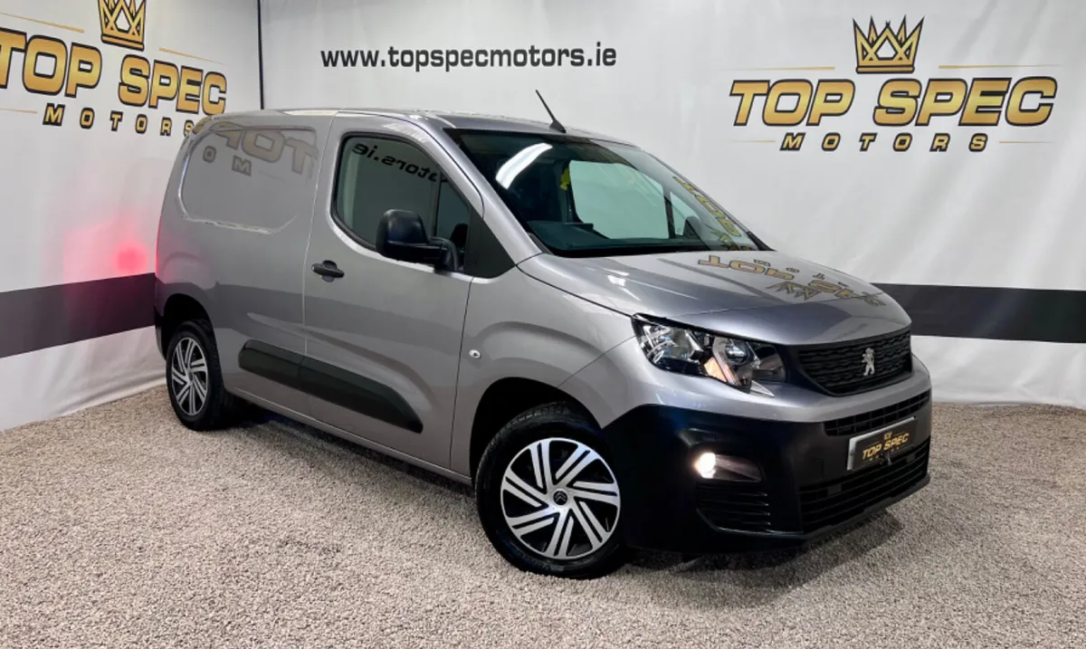 2019 (192) Peugeot partner NEW MODEL 1.6Hdi 3 Seat - Image 3