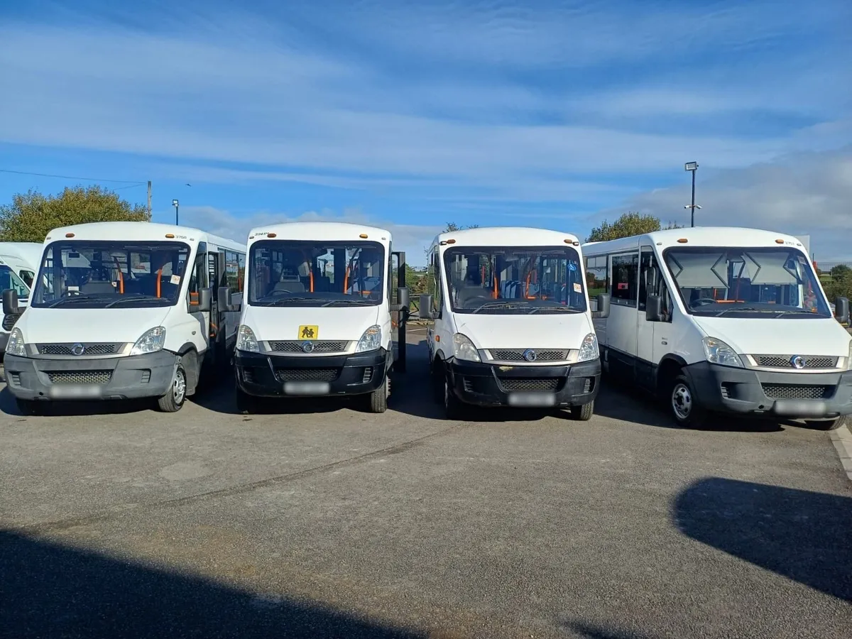 2010-2012 Iveco Iris Buses - Image 2