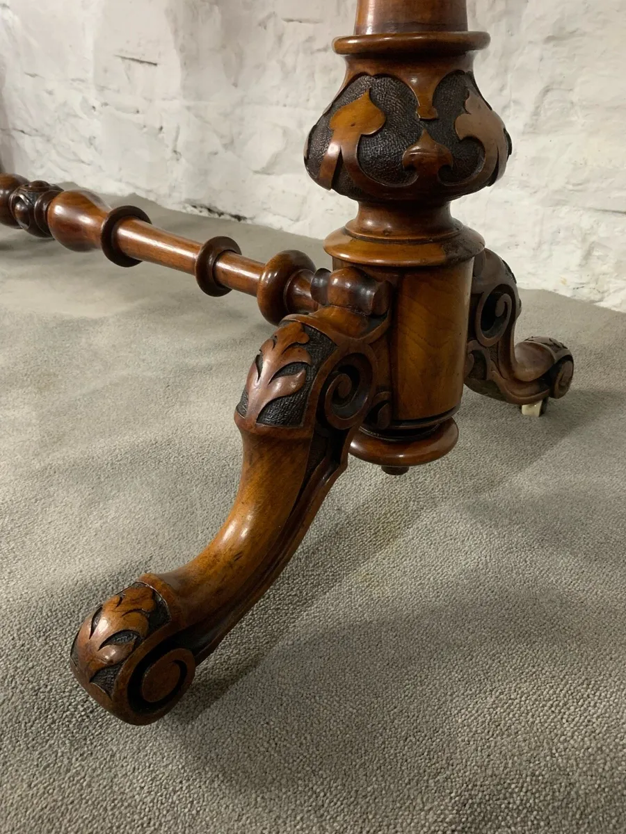 Victorian burr walnut stretcher table. - Image 4