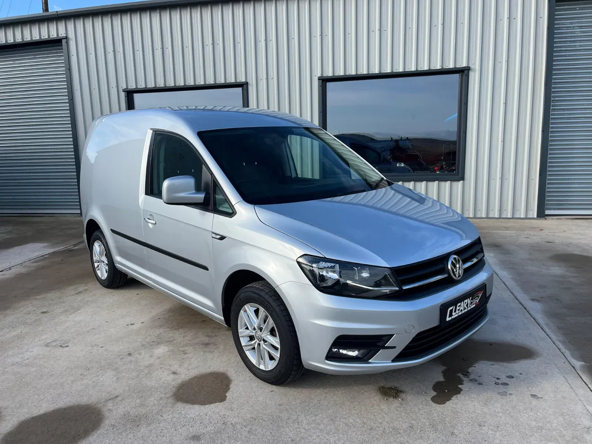 Volkswagen Caddy 2018 Highline 2.0 TDI - Image 1