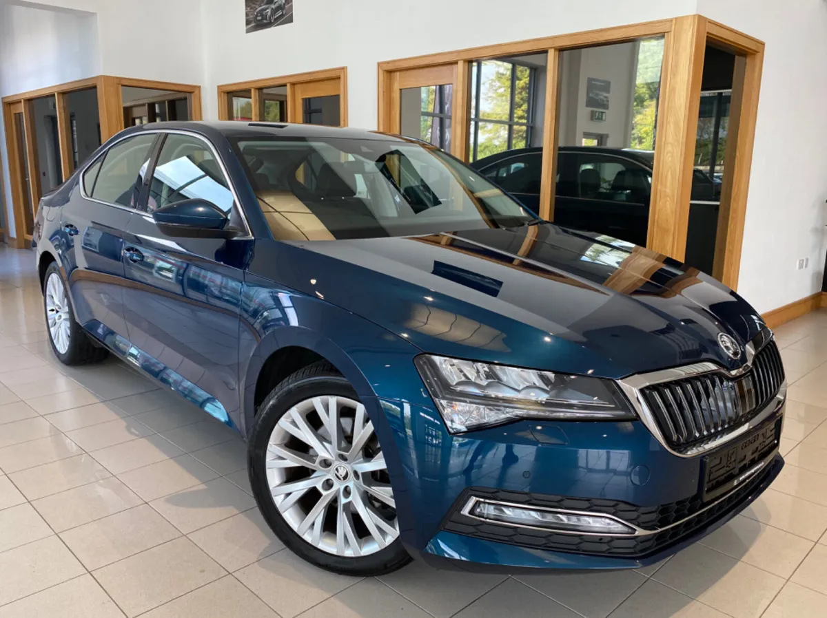 Skoda Superb 2022 - Image 1