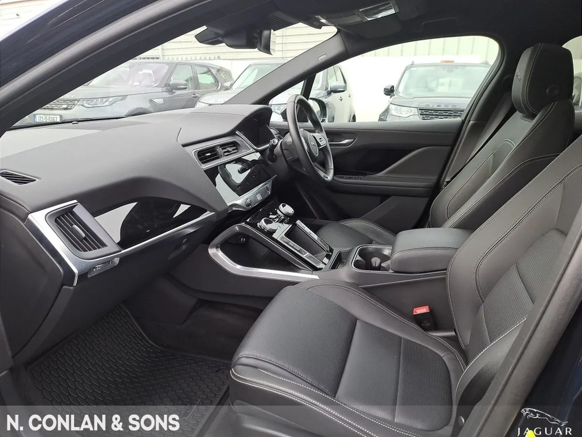 Jaguar I-PACE Ev400 Black Edition  8 Year Battery - Image 3