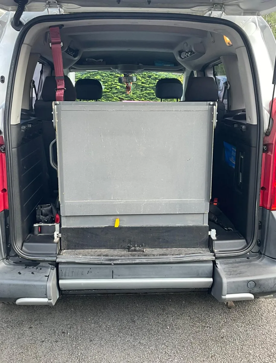 Wheelchair Accessible Citreon Berlingo - Image 3