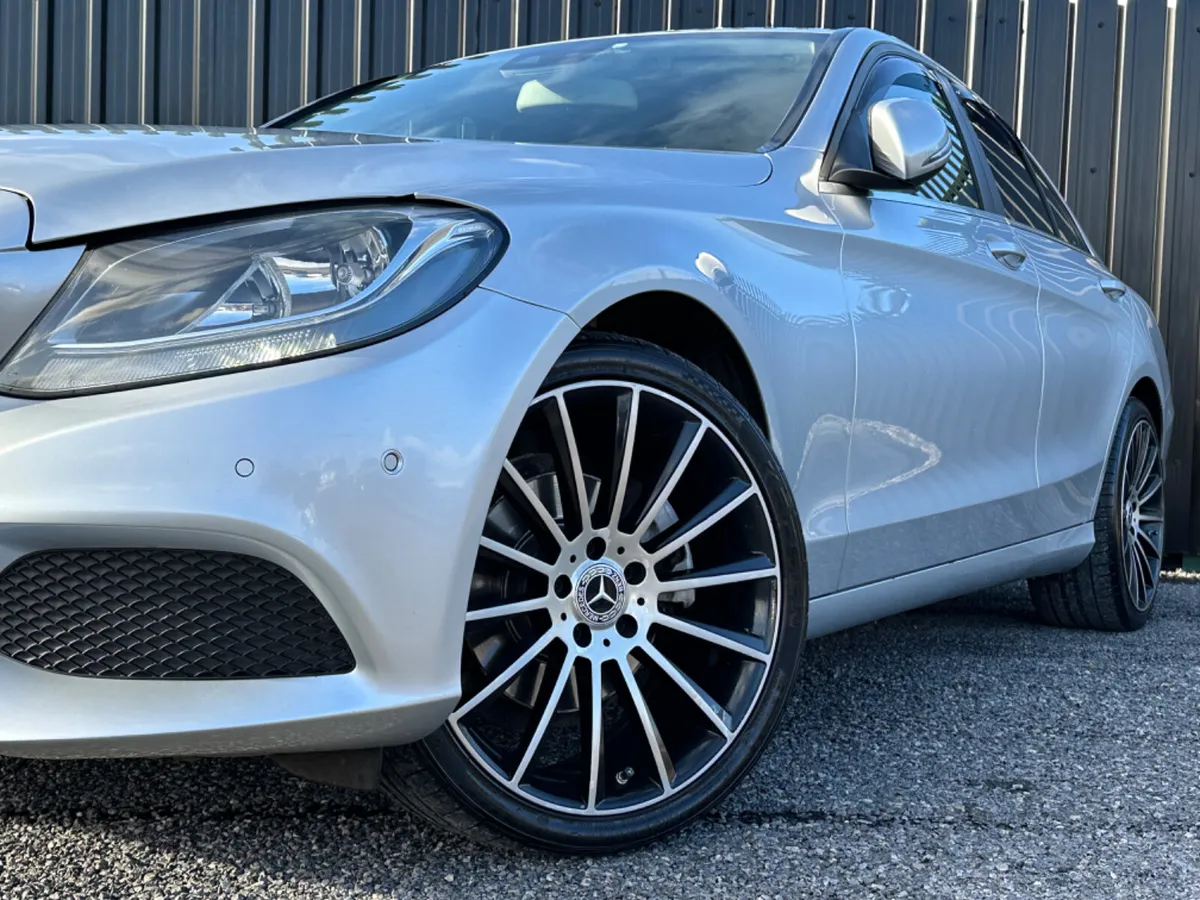 Mercedes-Benz C220d - Image 2