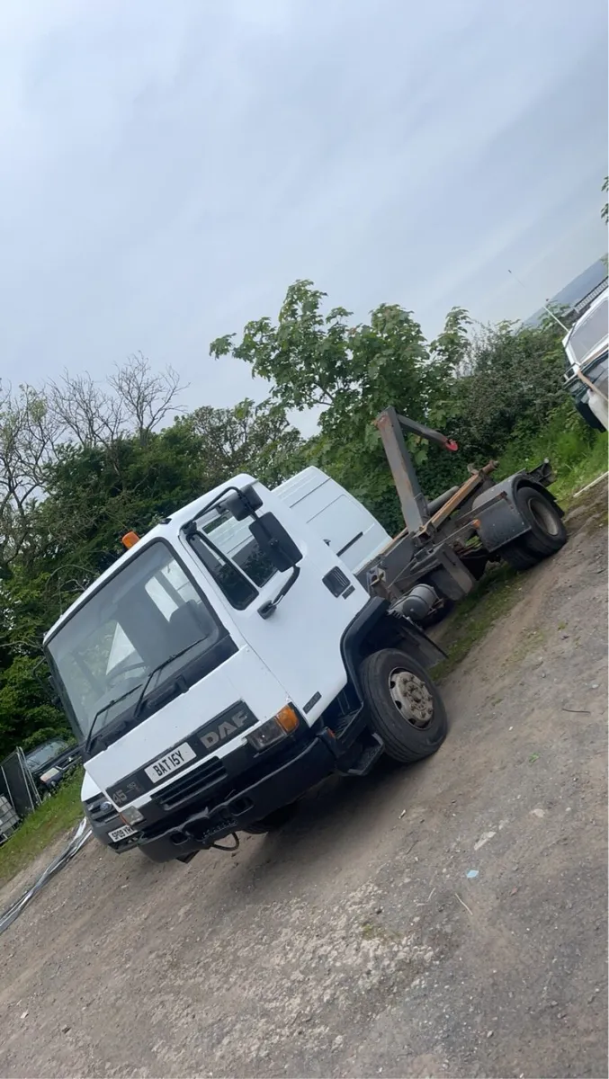 Daf lf45 2000 hookloader £2200 - Image 2