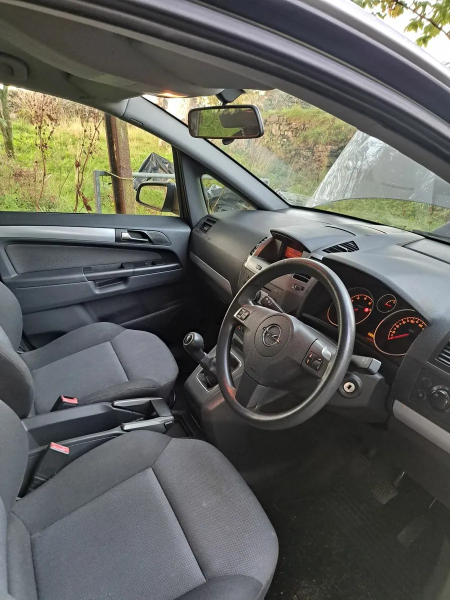 Opel Zafira 2006 for sale in Co. Mayo for €500 on DoneDeal