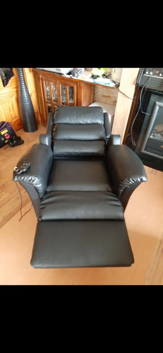 Nevada riser recliner electric armchair for sale in Co. Wexford for €
