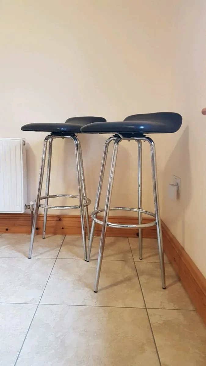 Kitchen Bar stools - Image 1