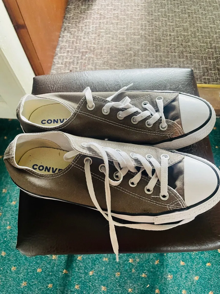 Grey converse runners for sale in Co. Monaghan for 18 on DoneDeal