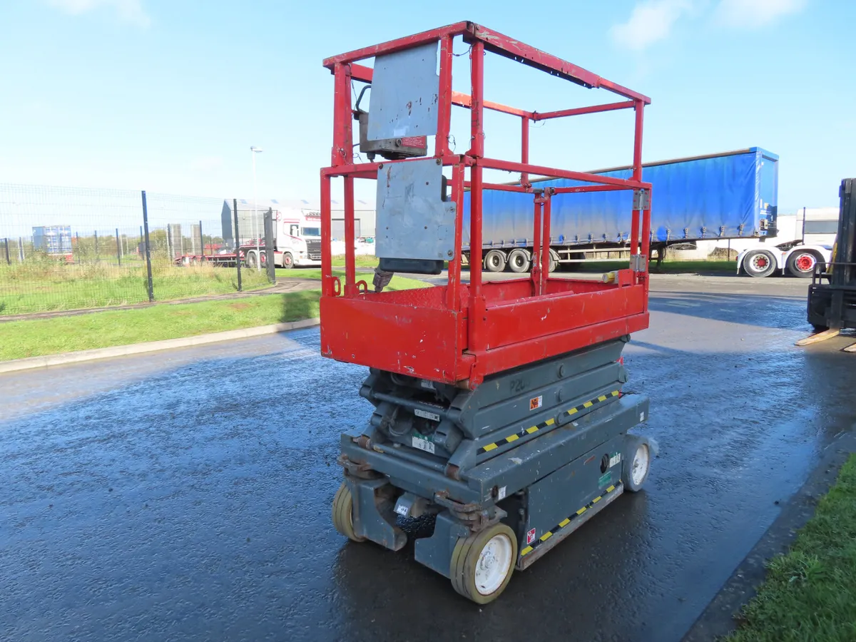 Skyjack SJIII 3219 Scissor Lift - Image 3