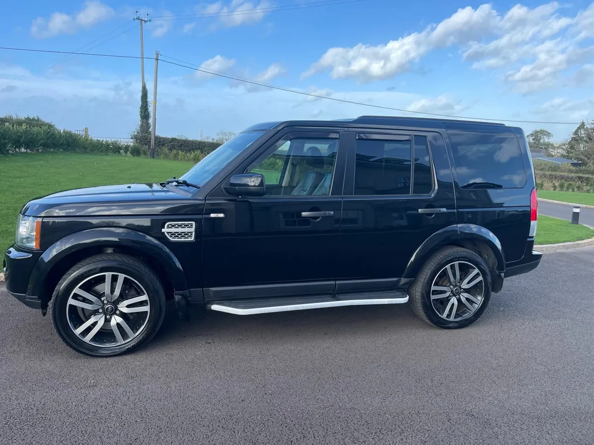 Land Rover Discovery 4 HSE AUTO 3.0 V6 DIESEL 2013 - Image 2