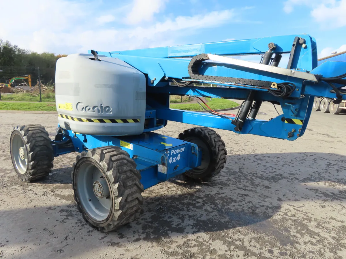 Genie Z45/25J Articulated Boom Lift 2012 - Image 3
