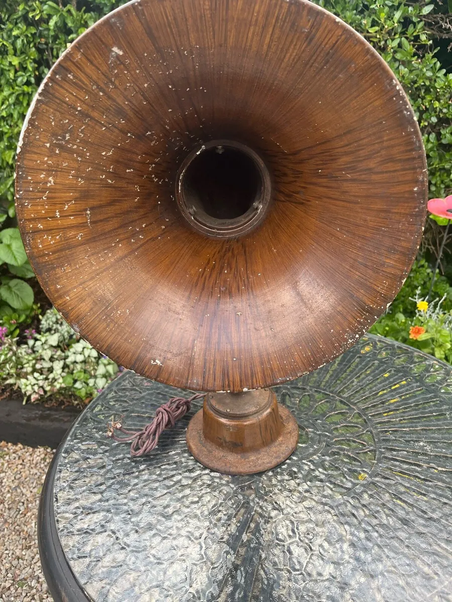 Antique 1920’s Radio Horn Speaker for sale in Co. Dublin for €100 on DoneDeal