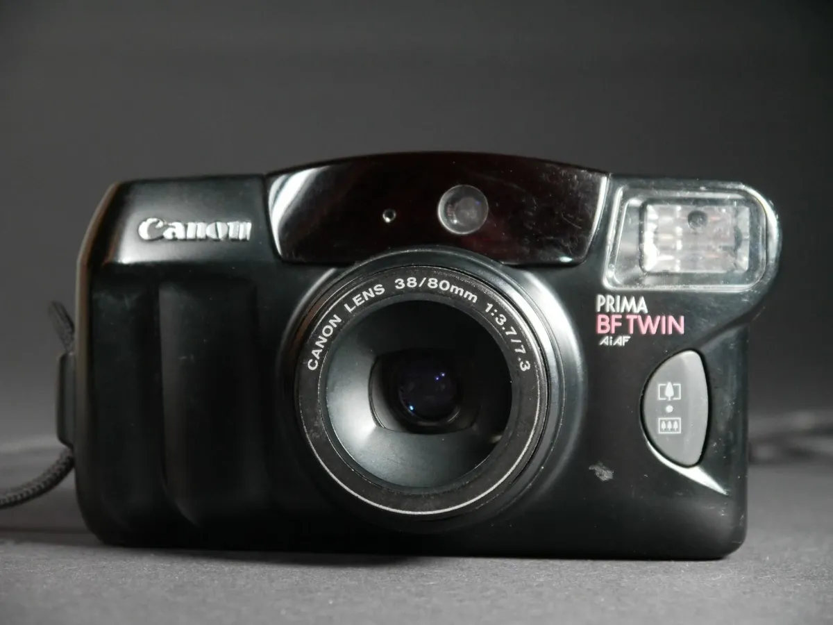 Canon Prima BF Twin 35mm film point & shoot camera - Image 2