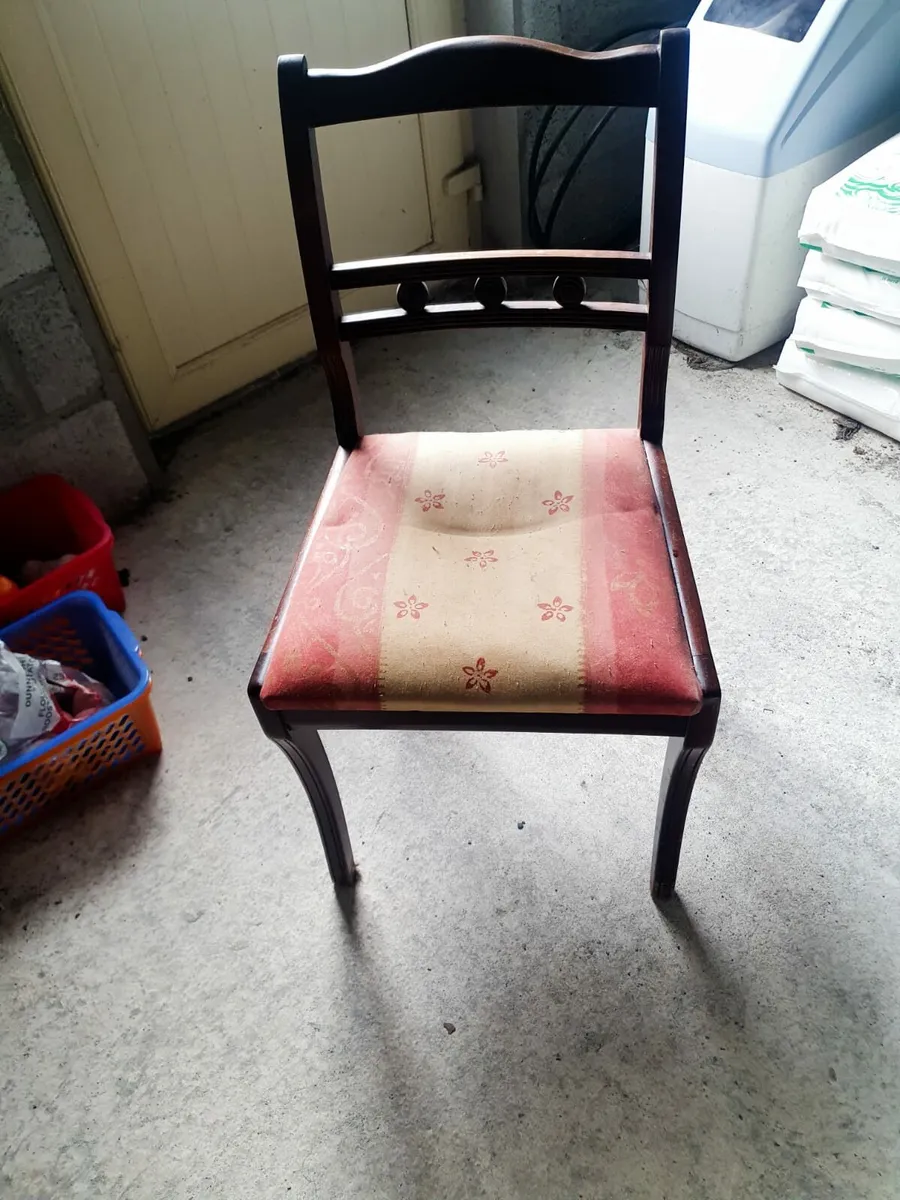 Kitchen table & chairs for sale in Co. Tipperary for €0 on DoneDeal