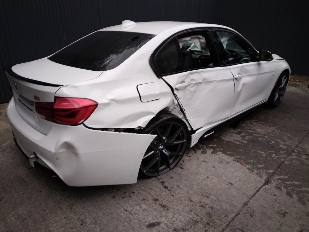 2018 BMW 320 F30 Breaking/Dismantling - Image 4