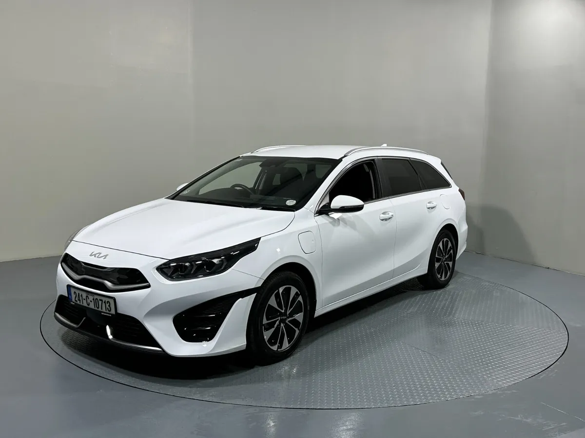 Kia Ceed Estate Hybrid Auto 241 - Image 4