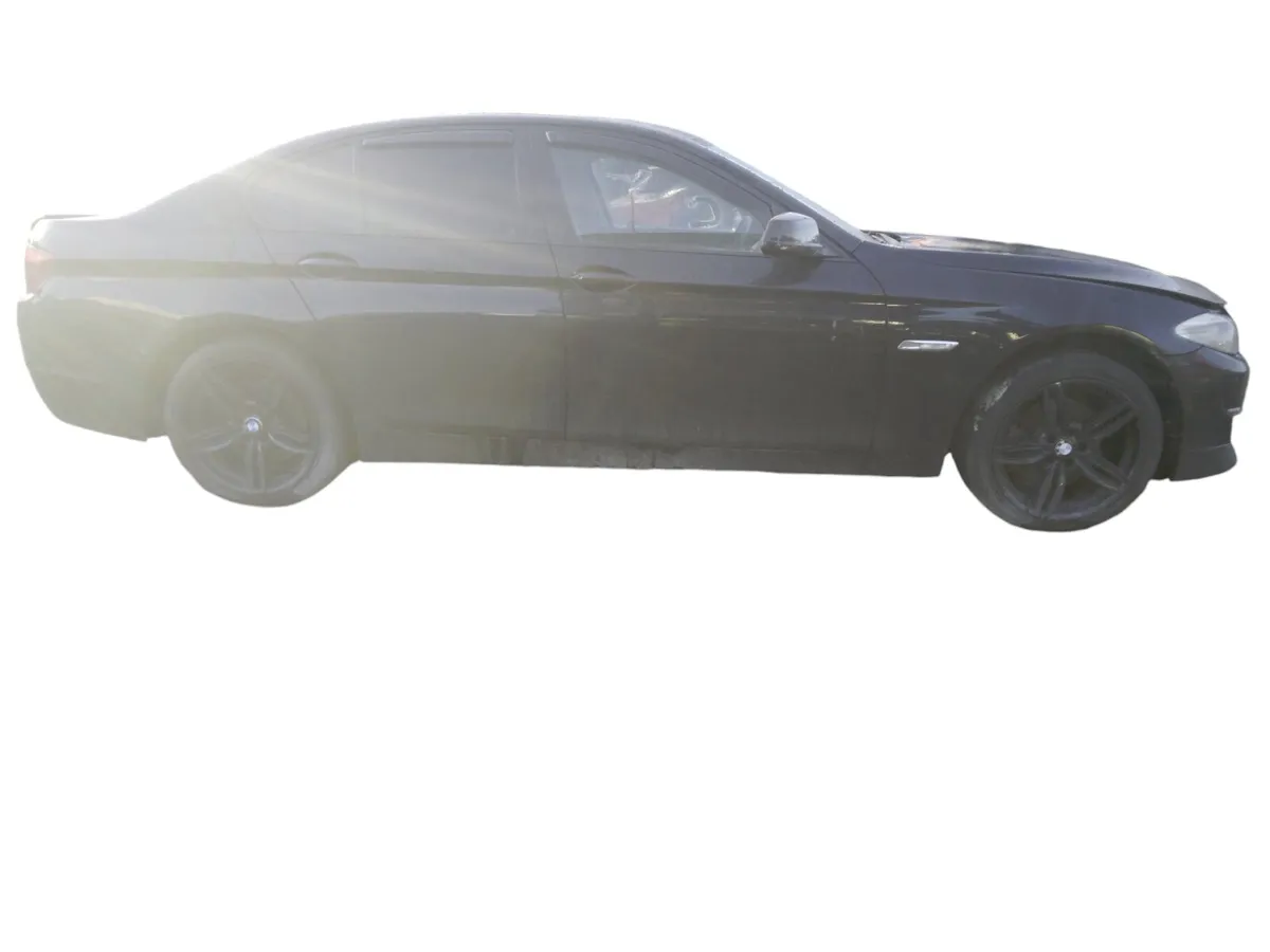 2011 BMW 5 SERIES F10 For Breaking/Dismantling - Image 3