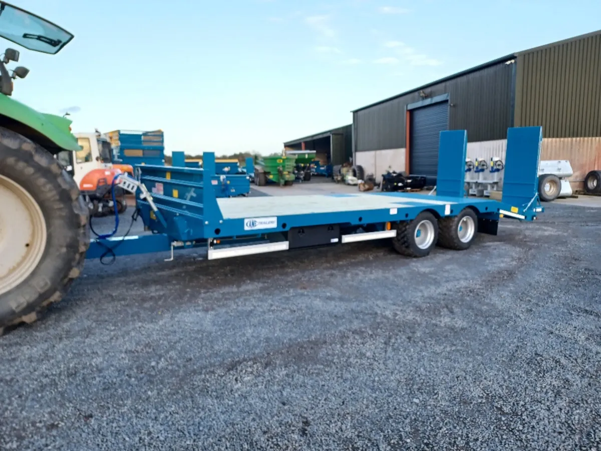 New Kane 2 axle low loader FLOATATION WHEELS - Image 1