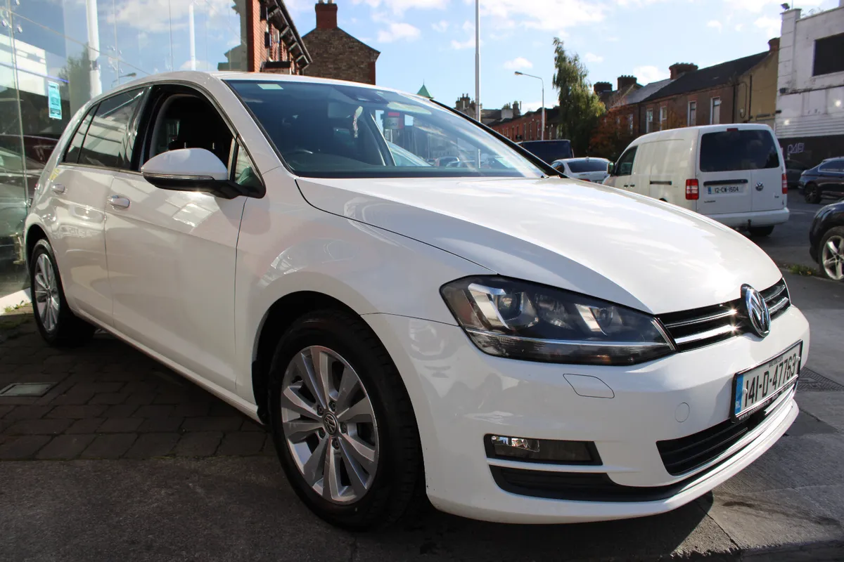 Volkswagen Golf 1.2 TSI PETROL 2014 - Image 2