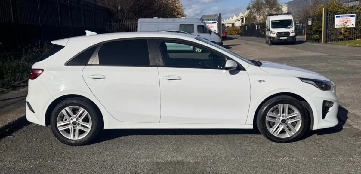 2020 Kia Ceed Commercial Low KLM’s - Image 3