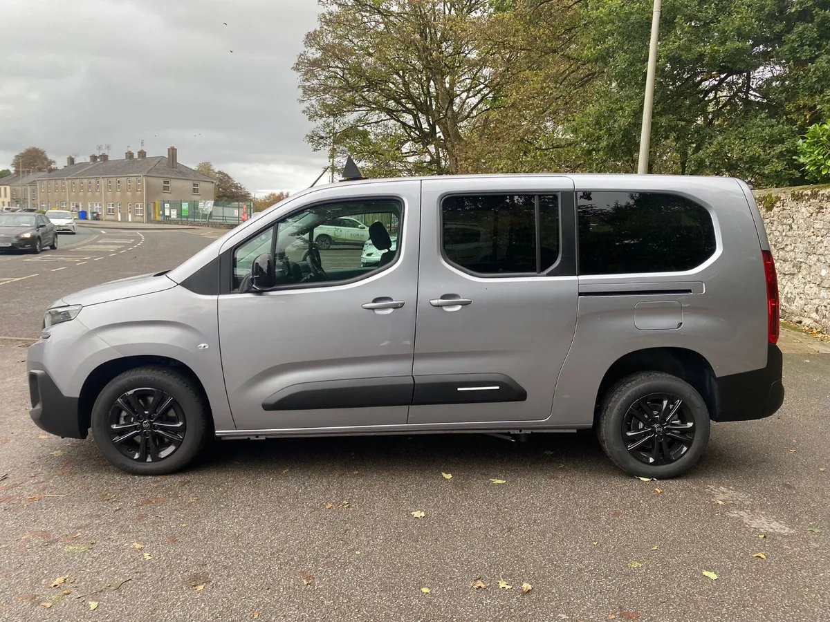 Citroen Berlingo Taxi - Image 4