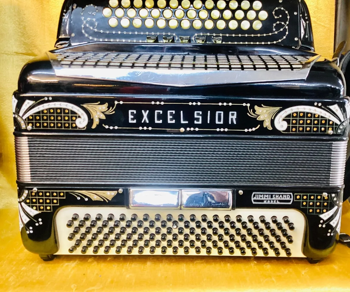 SHAND EXCELSIOR 3 Voice B/C/C#  ACCORDION USED - Image 2