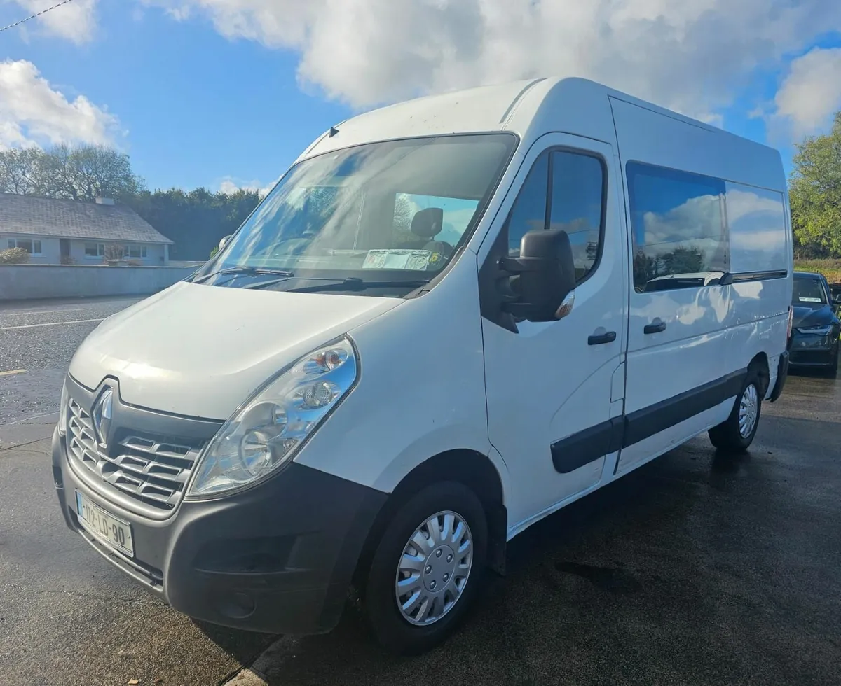 Renault Master 2017 Crew Cab 7 seater van - Image 1