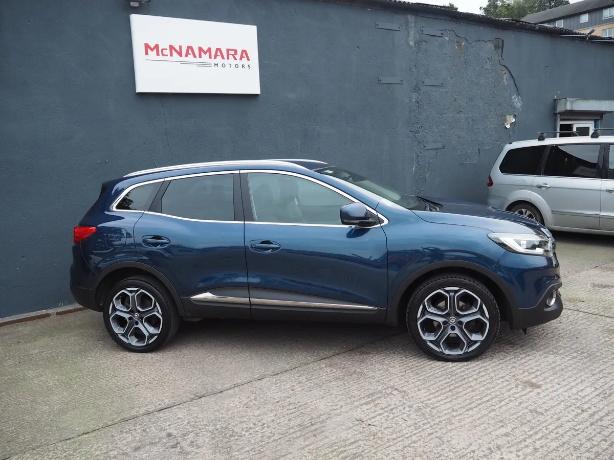 Renault Kadjar Dynamique S NAV Huge Spec 4WD! - Image 2