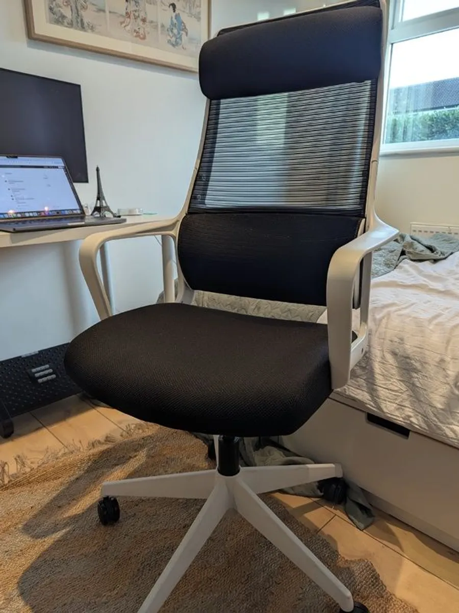 Office chair for sale in Co. Dublin for €10 on DoneDeal