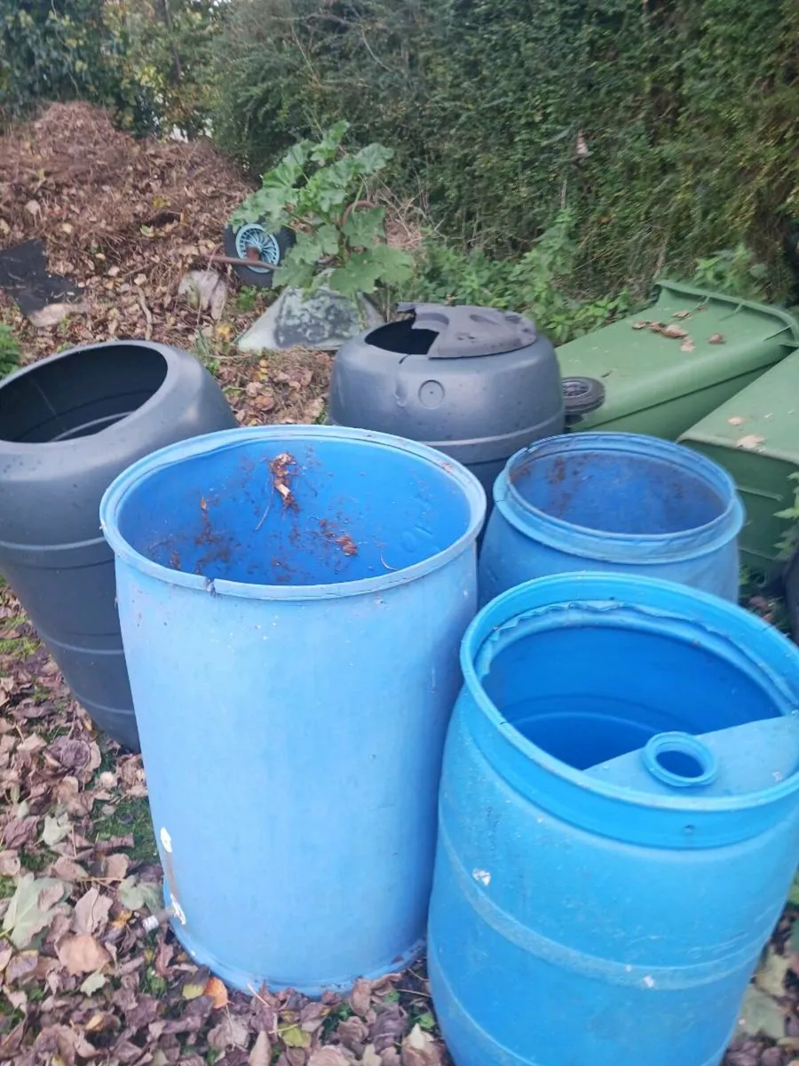 Water barrels - Image 1