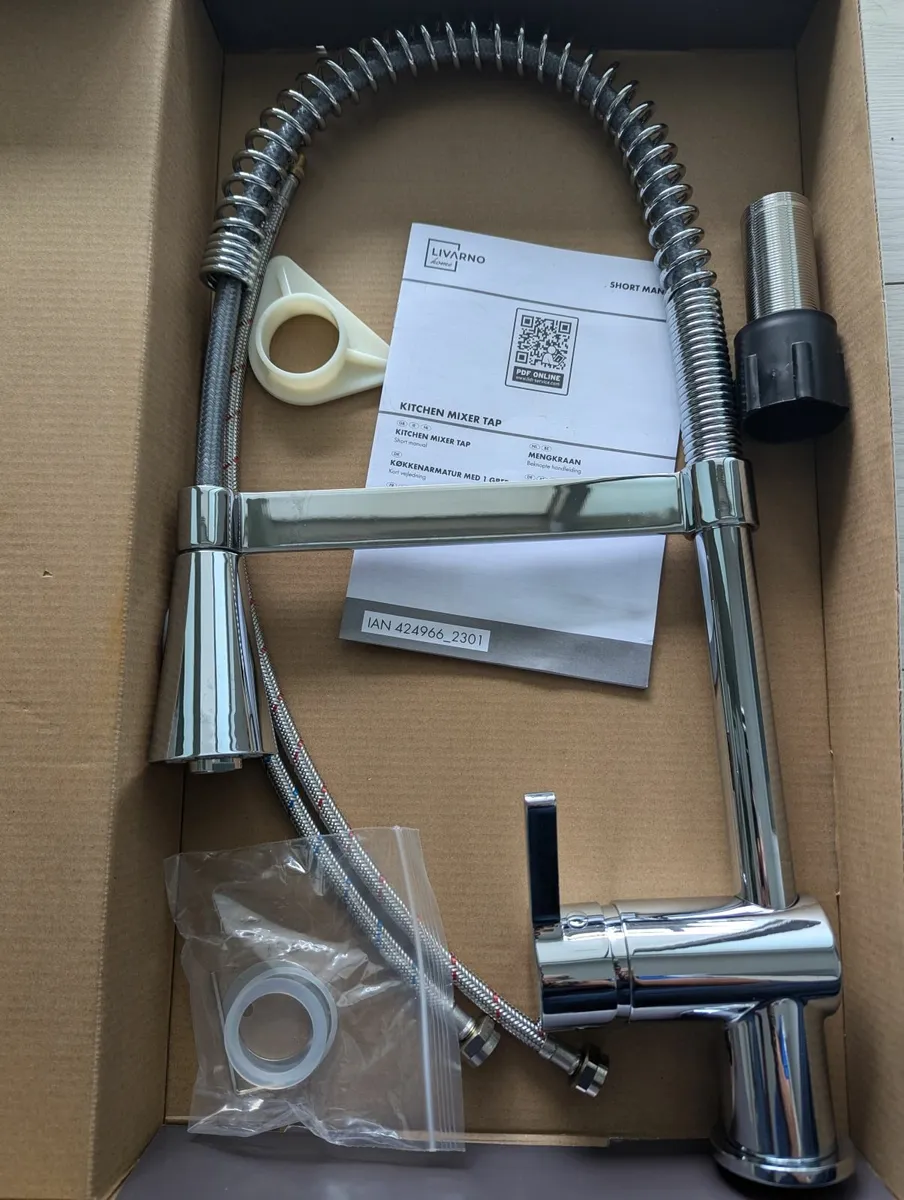 Kitchen mixer tap for sale in Co. Cork for €40 on DoneDeal