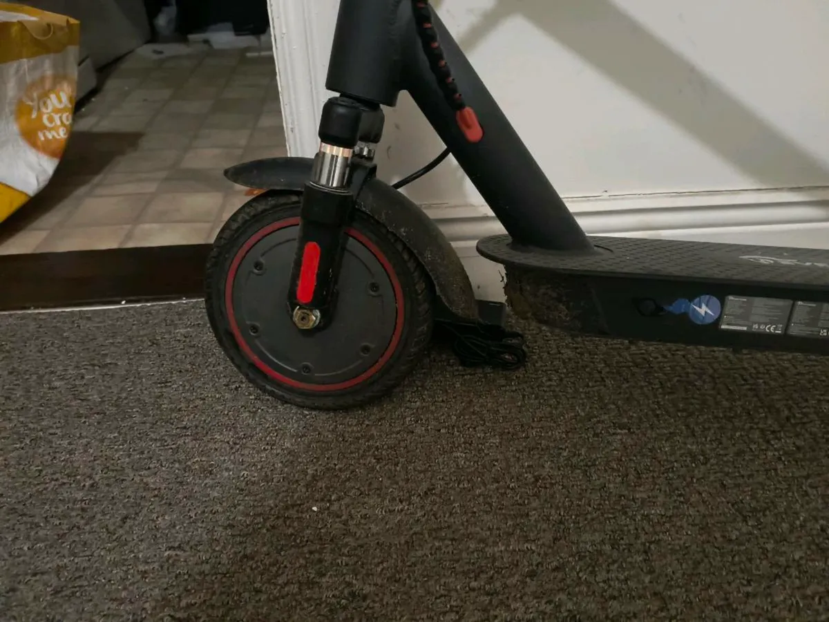 EverCross EV85F Electric Scooter for sale in Co. Limerick for €240 on