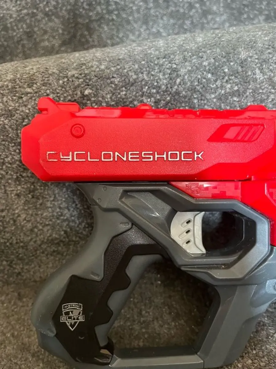 nerf guns X 2 for sale in Co. Cork for €12 on DoneDeal