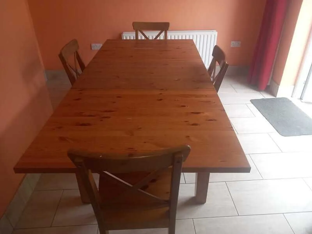 kitchen table and chairs x 4 for sale in Co. Dublin for €200 on DoneDeal