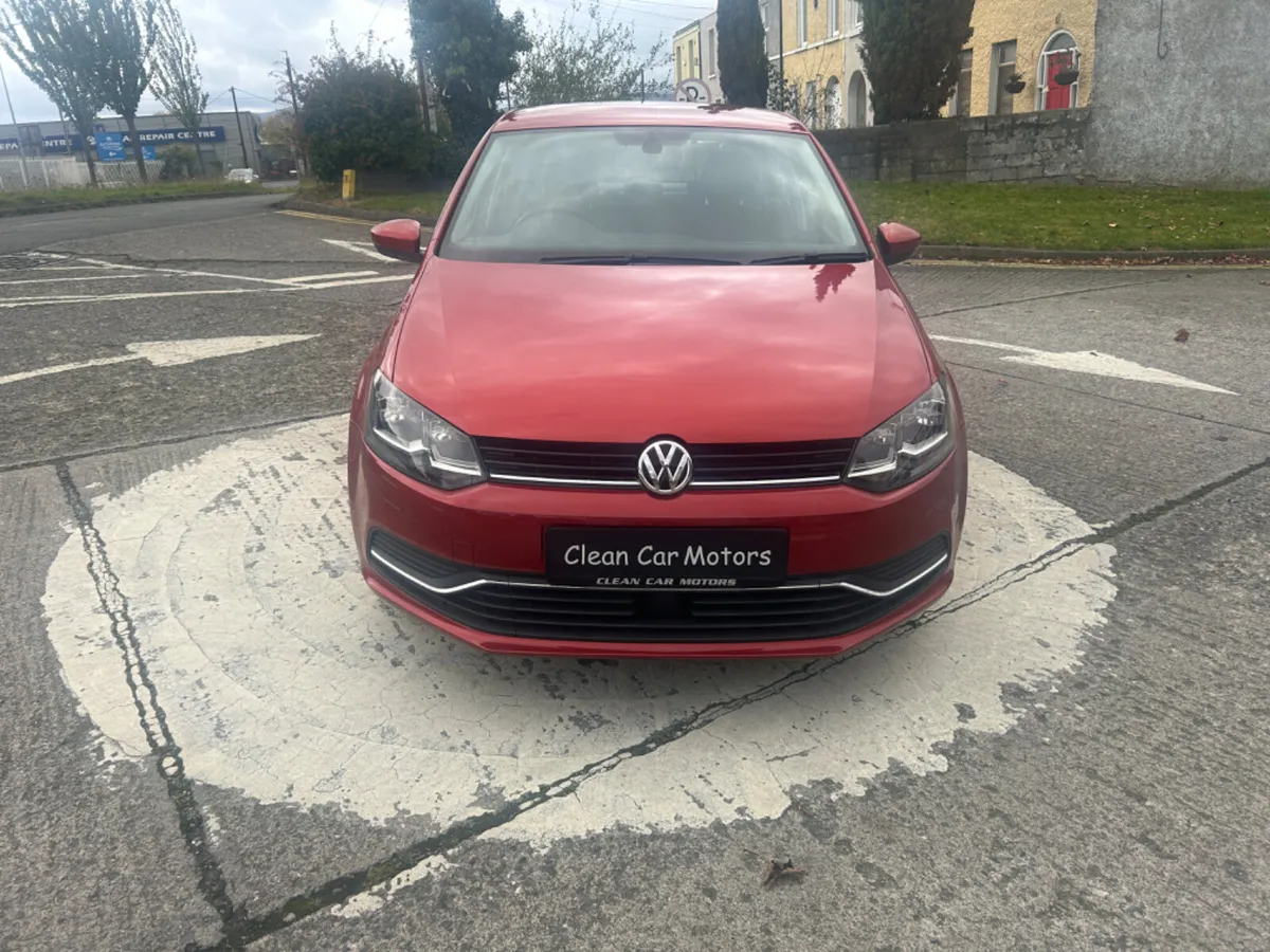 Volkswagen polo 2015 Automatic - Image 3