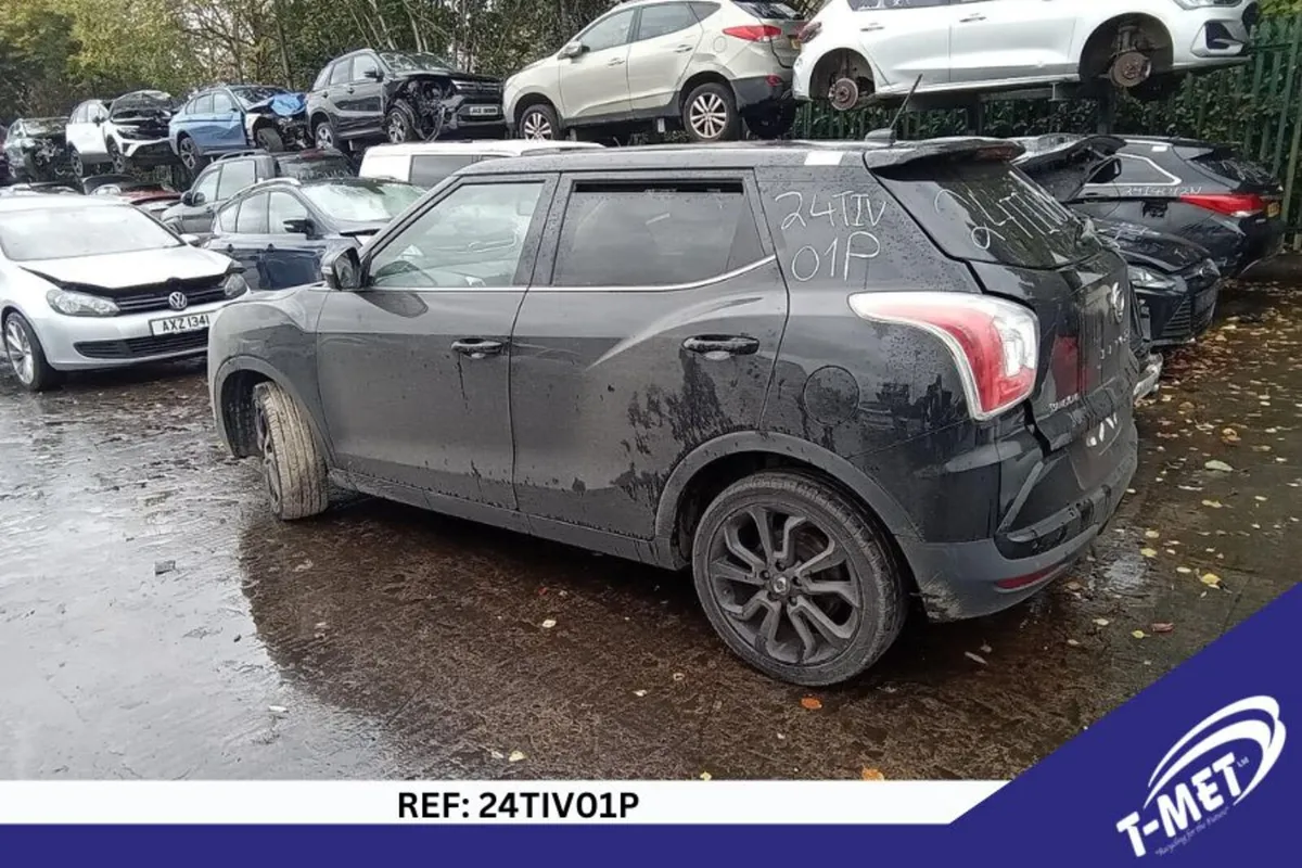 2015 SSANGYONG TIVOLI BREAKING FOR PARTS - Image 4