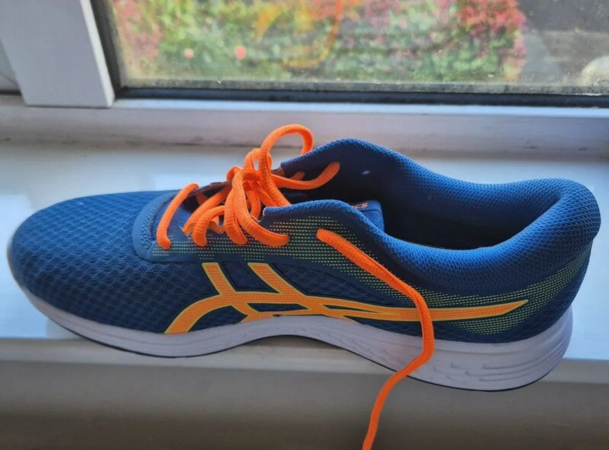 Asics for sale in Co. Kildare for 60 on DoneDeal
