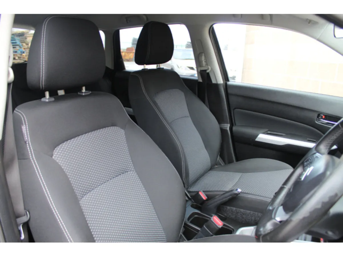 Suzuki Vitara 2017 1.6 Diesel *Warranty* - Image 4
