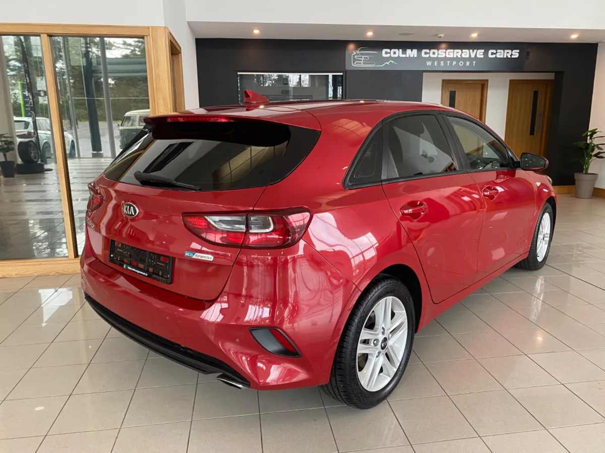 Kia Ceed 2021 - Image 4