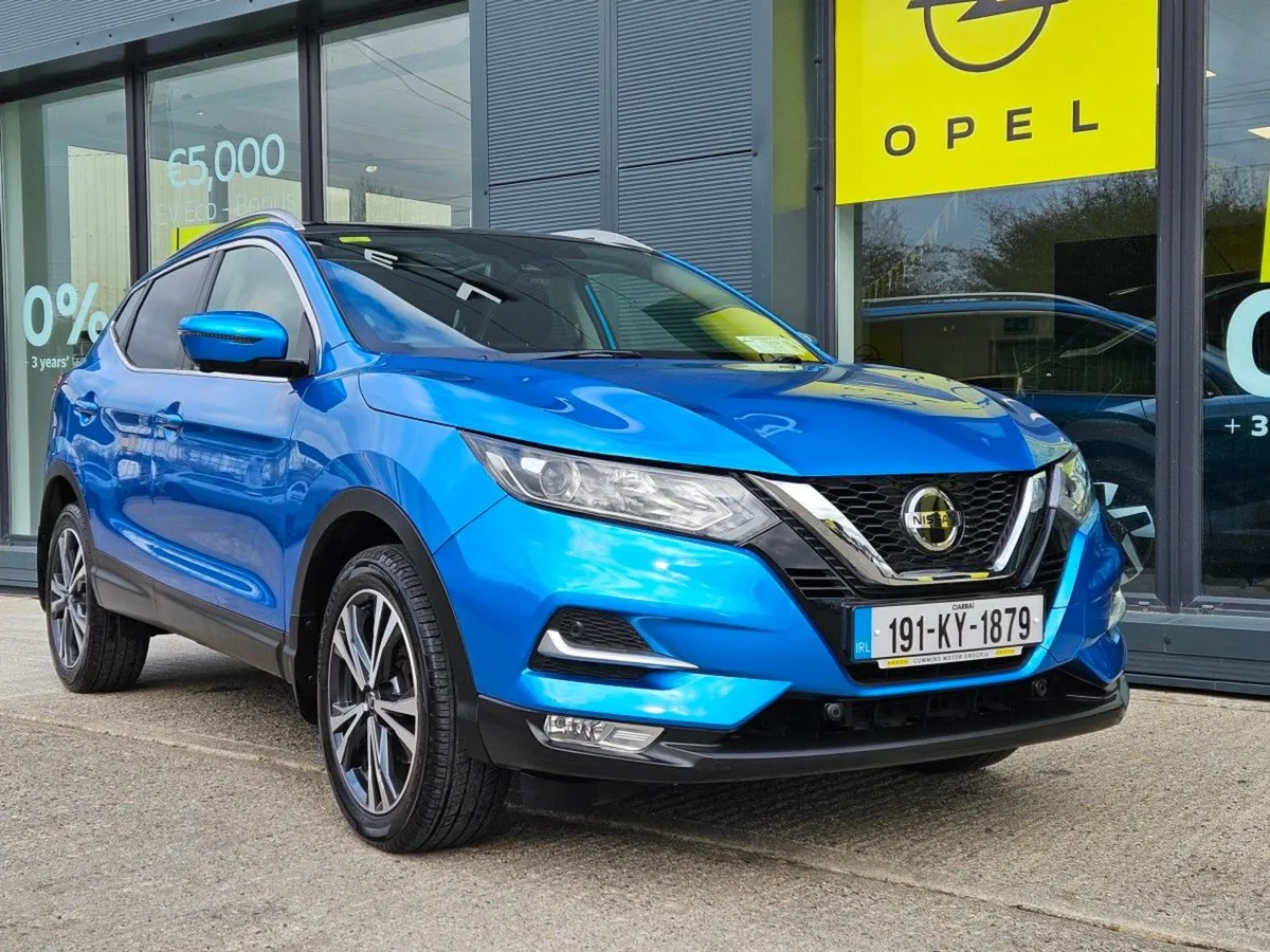 Nissan QASHQAI 1.3 PET SV Premium - Image 4