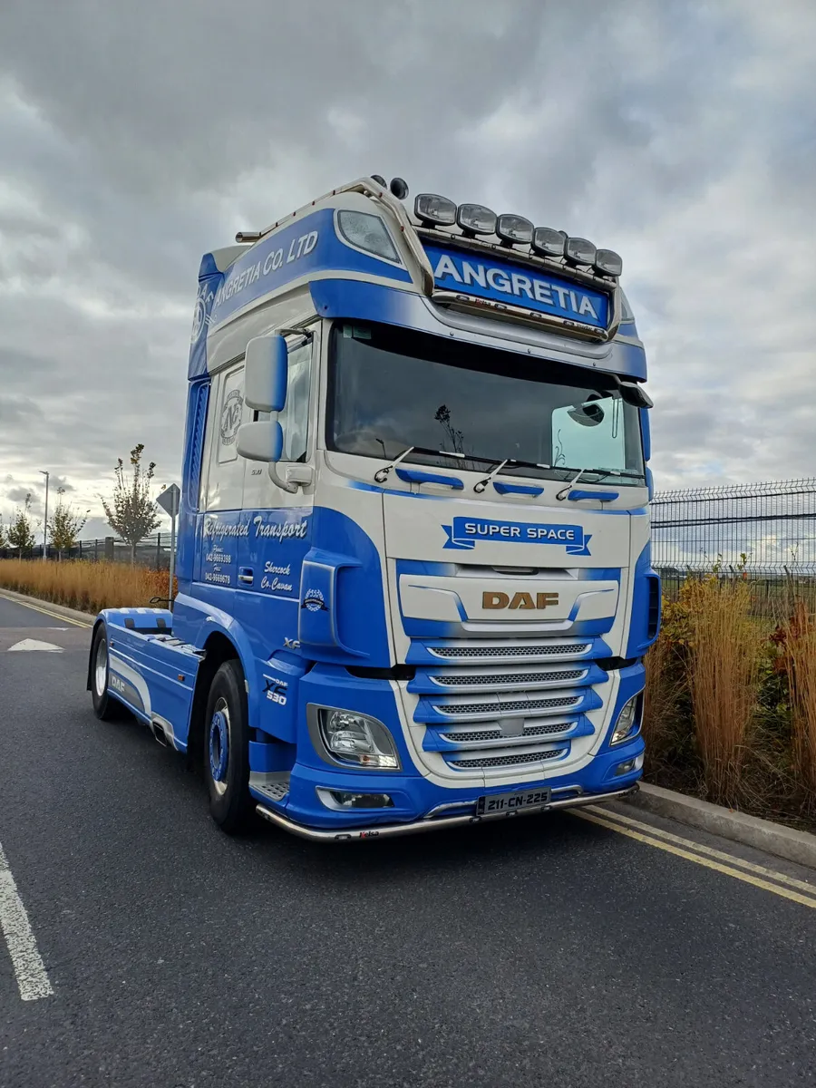 DAF XF 530 FTP 6x2 SuperSpace Fully loaded - Image 1