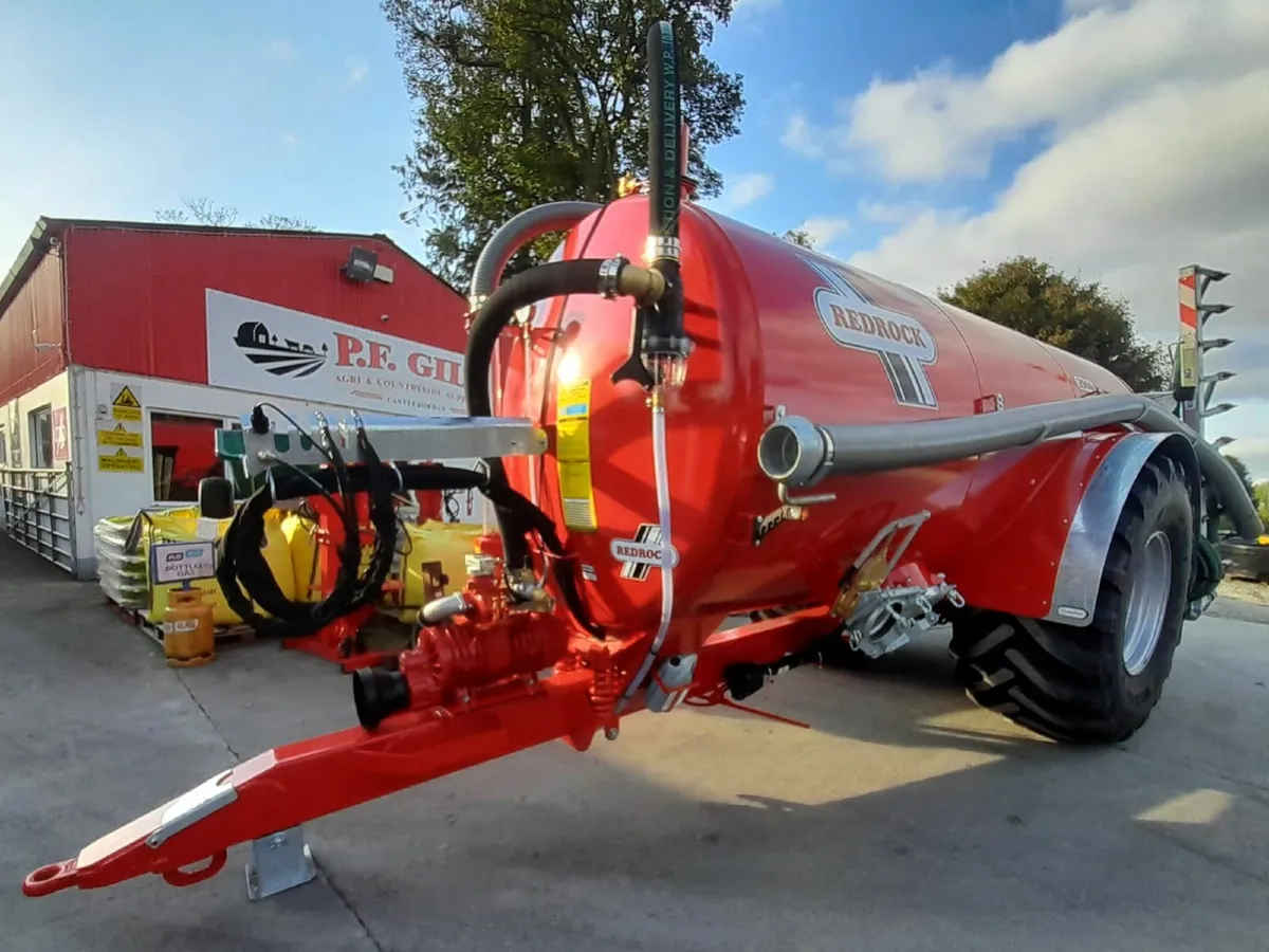 NEW REDROCK 2500 GALLON SLURRY TANKER - Image 1