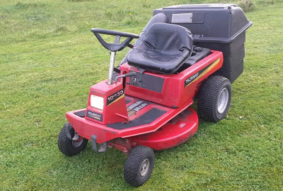 Murray ride on lawnmower - Image 1