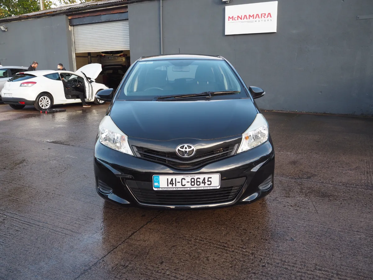 Toyota Yaris 5dr 1 Owner  44,000km  Exceptional! - Image 4