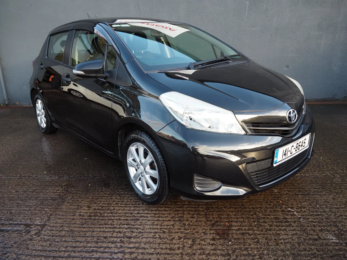 Toyota Yaris 5dr 1 Owner  44,000km  Exceptional! - Image 3