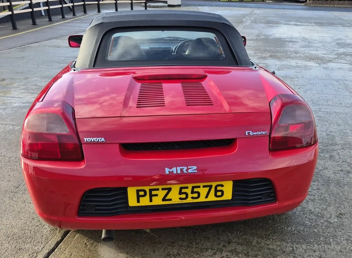 Toyota MR2 2001 - Image 3